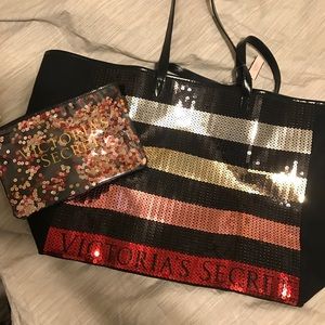 Victoria’s Secret tote bag and makeup bag
